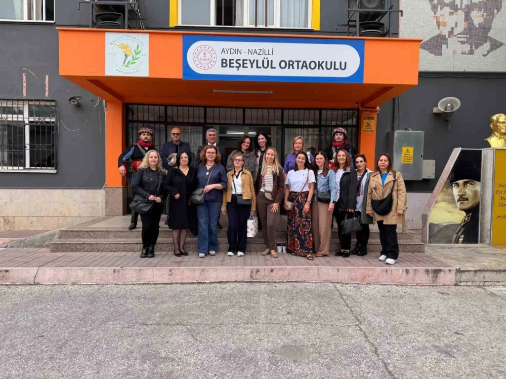 beseylul ortaokulu misafirleri ilce milli egitim muduru guner ile gorustu 8438c7936691