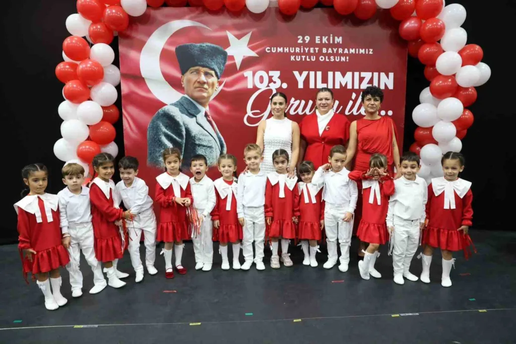 didim belediyesinden miniklerle cumhuriyet bayrami kutlamasi 1787689fc3c3