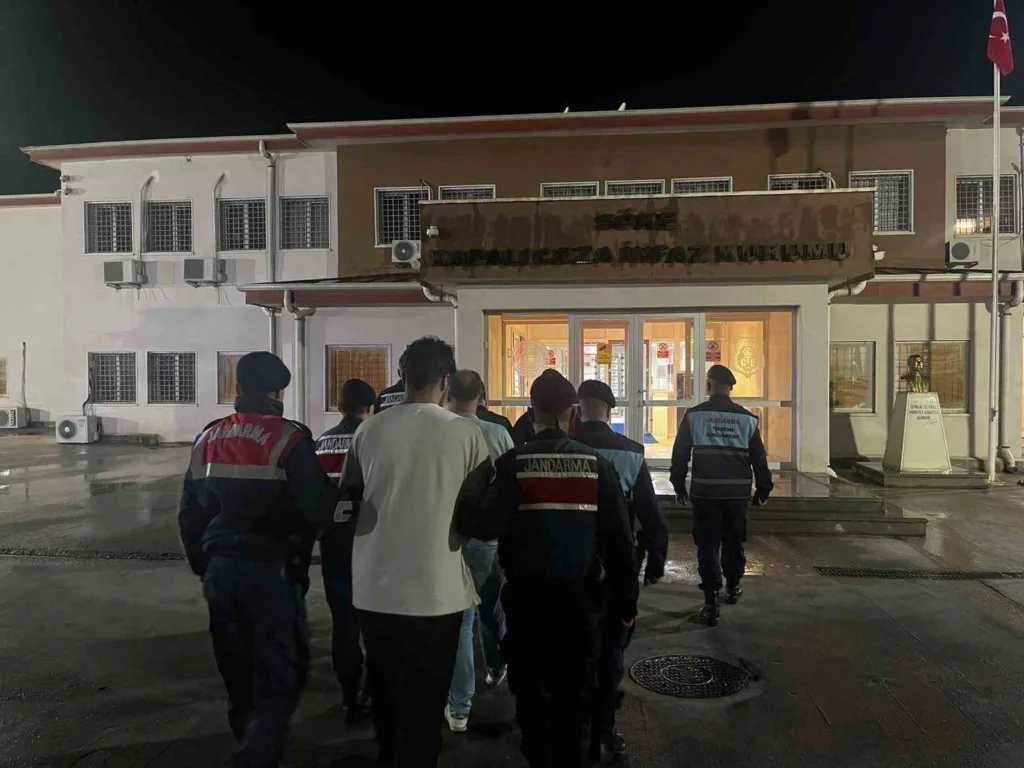 didimde otelde 14 duzensiz gocmen yakalandi ca817bad1819