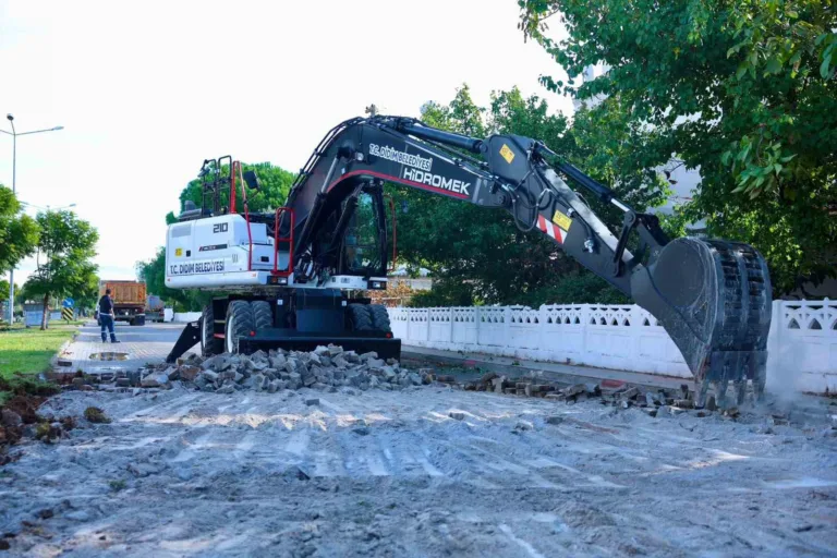 didimde yol yenileme calismalari devam ediyor 59addc5c7e0b