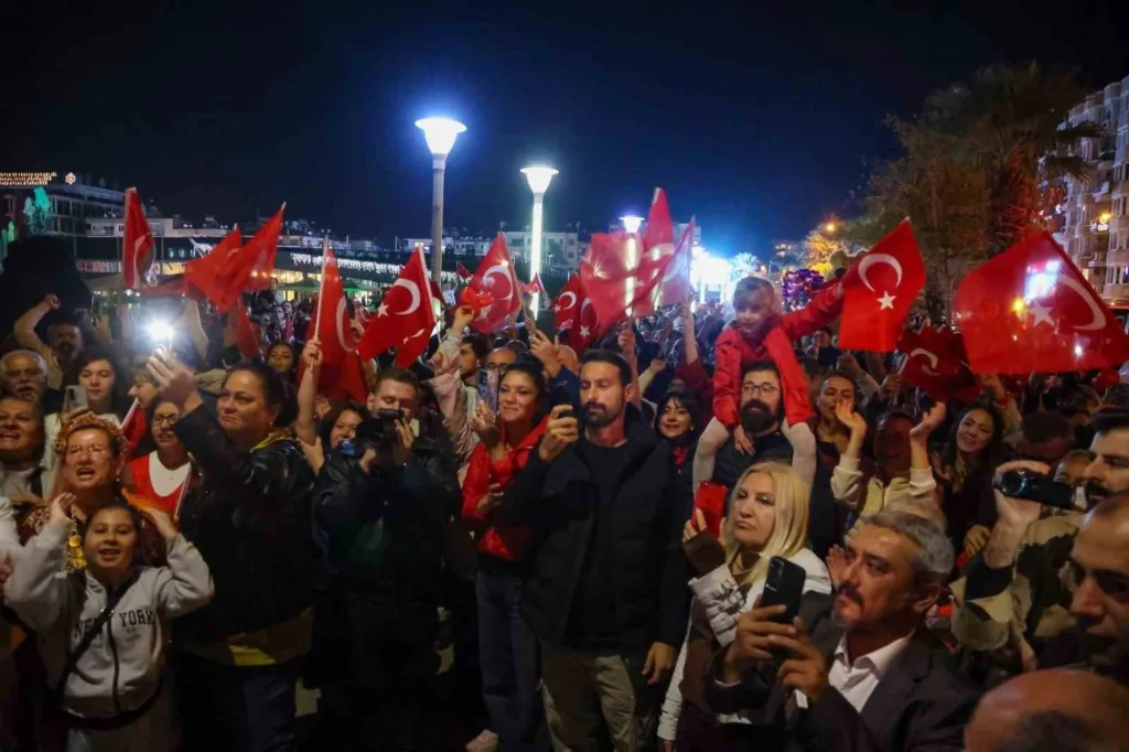 efelerde cumhuriyet yuruyusu c257b1d0697d