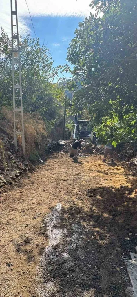 germencikte 7 farkli noktada belediye mesaisi suruyor 116748818b3a