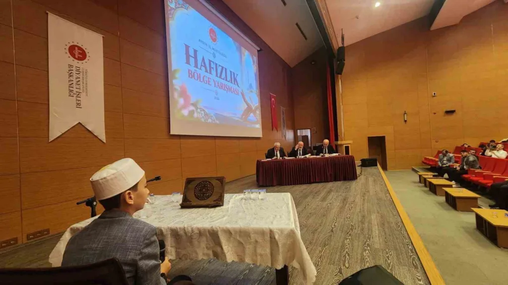Hafızlık bölge yarışmasının birincileri Aydın’da belli oldu 4 hafizlik bolge yarismasinin birincileri aydinda belli oldu 32bab289cfda