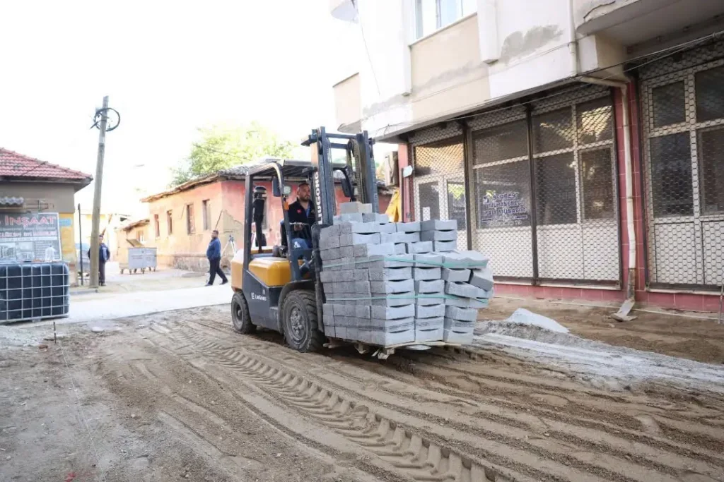 incirliovada yol calismalari suruyor d729e7d1efd4