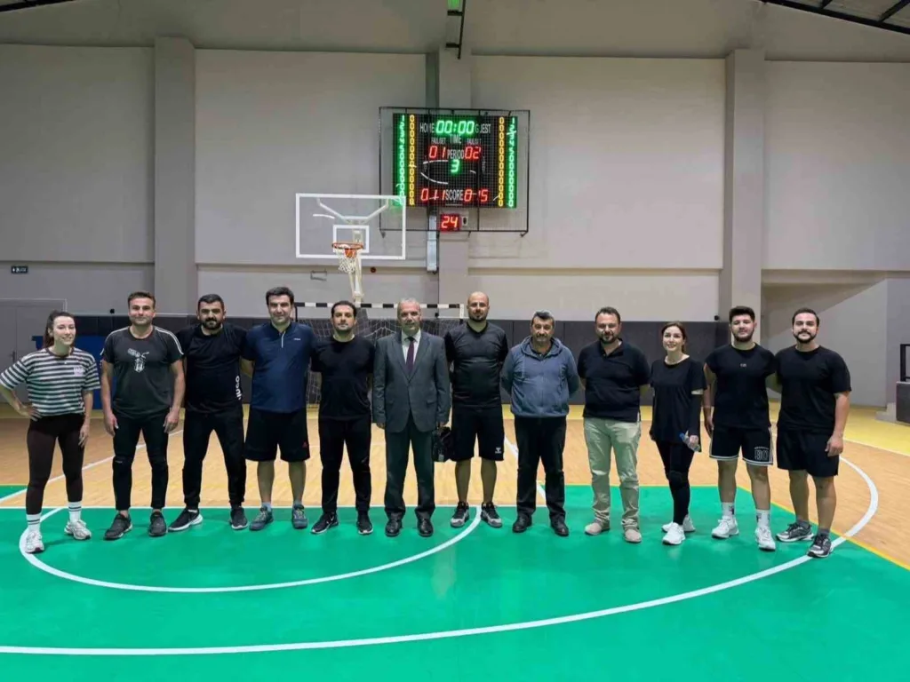 kocarlida egitimciler sampiyonluga kosuyor 28ba236dfac5