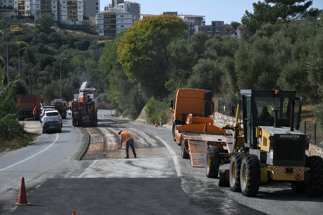 Kuşadası Aydın yolunda deforme olan bölümler yenilendi