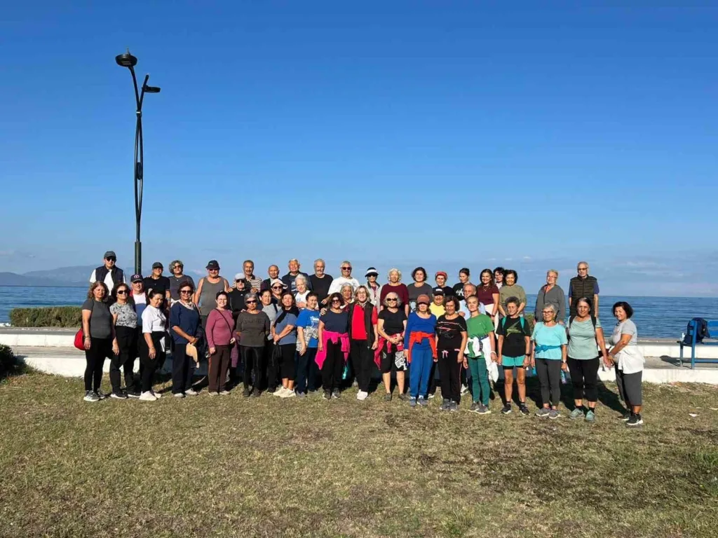 kusadasinda vatandaslar gune sporla basladi e1b2504997e1