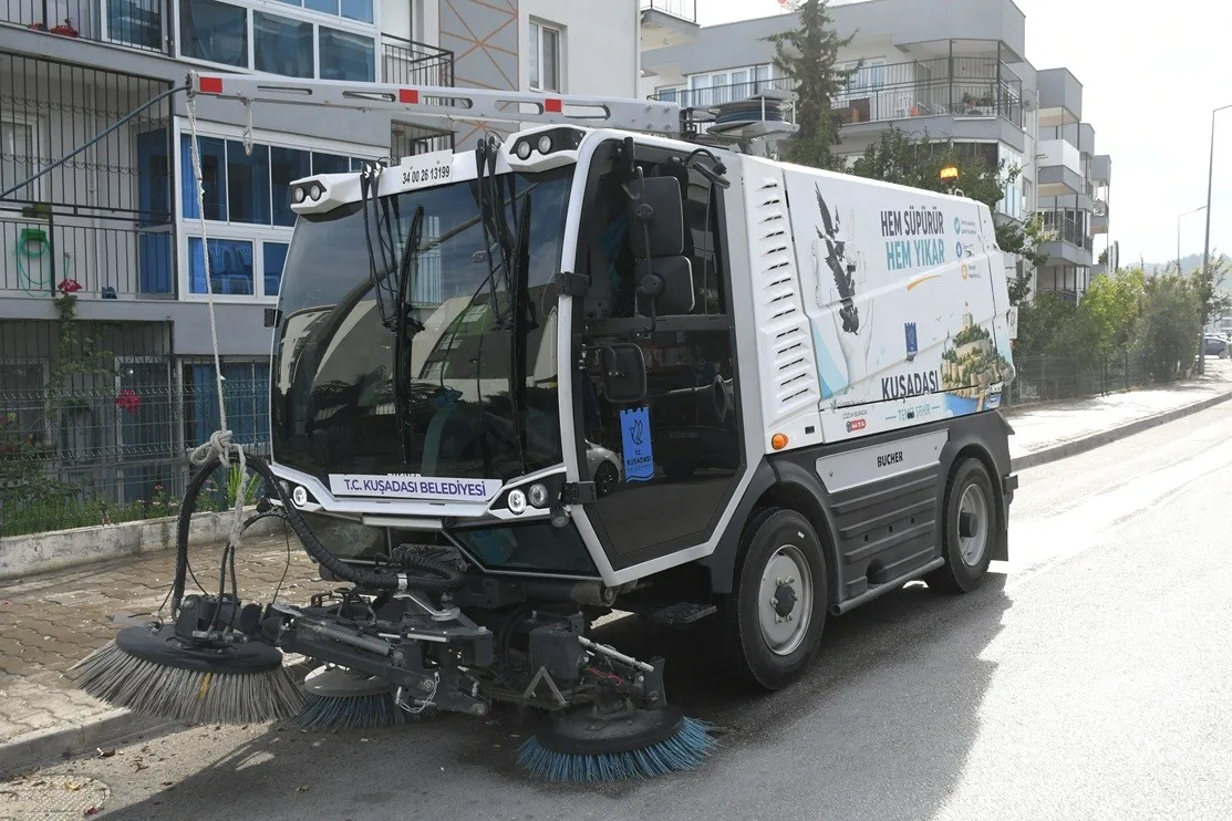 Kuşadası’nın dar sokakları ’Küçük Dev’e emanet 4 Kuşadası’nın dar sokakları ’Küçük Dev’e emanet