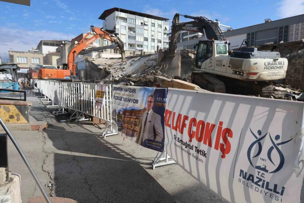 nazilli ahmet sensan kultur merkezinde yikim calismalari basladi 9c5495ee2cbb