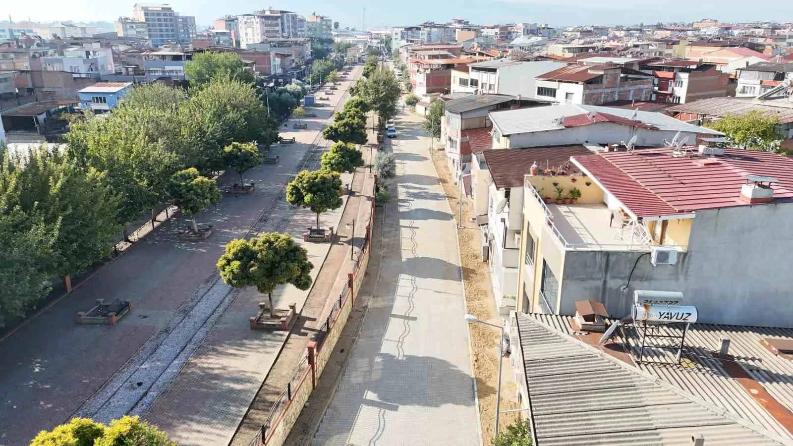 Nazilli Belediyesi’nin yol çalışmaları sürüyor