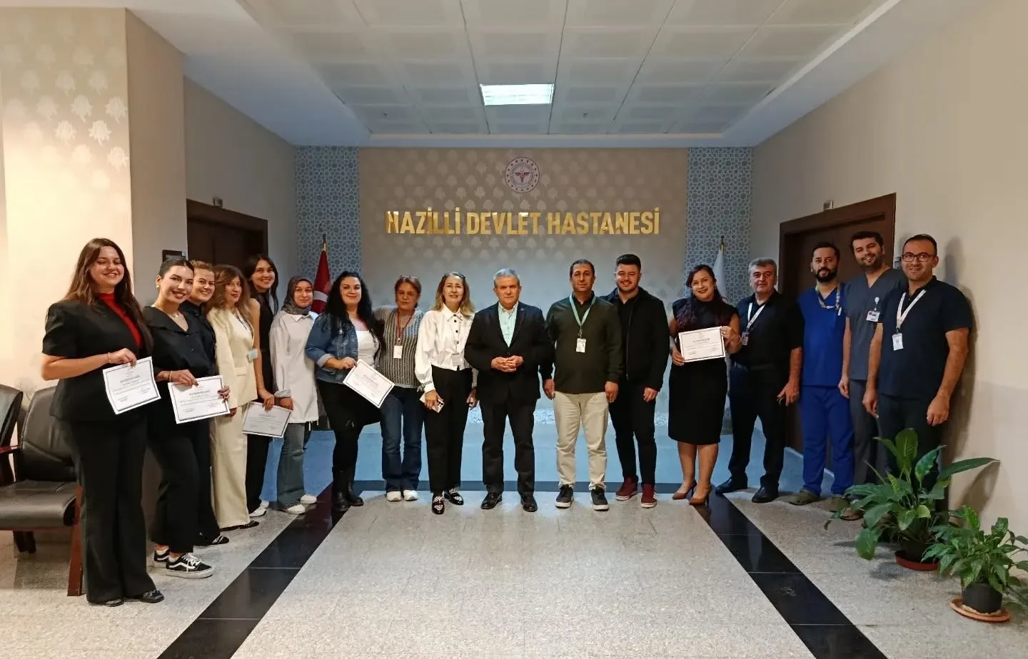 Nazilli’de acil bakım hemşireleri sertifikalarını aldı
