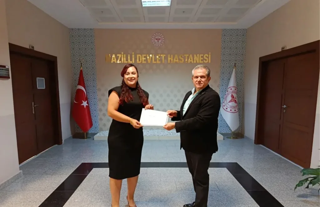 nazillide acil bakim hemsireleri sertifikalarini aldi 3906c4ddb4b2