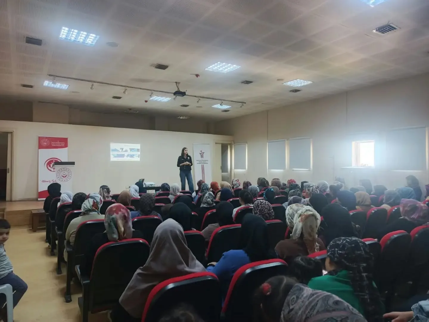 Nazilli’de anne adaylarına doğuma hazırlık eğitimi 3 Nazilli’de anne adaylarına doğuma hazırlık eğitimi