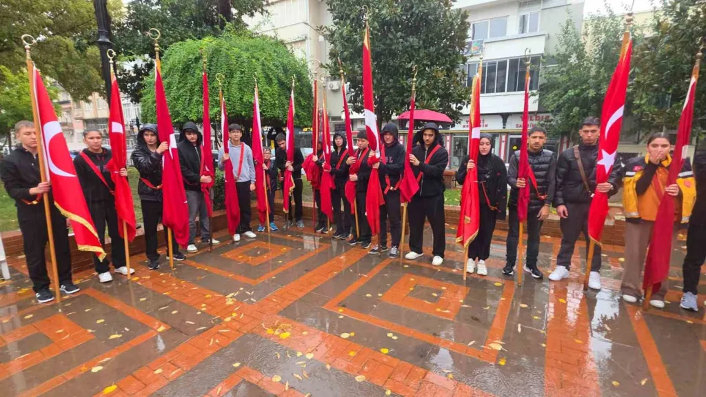 nazillide celenk sunma toreni yagmur altinda yapildi 522e18b13ec9