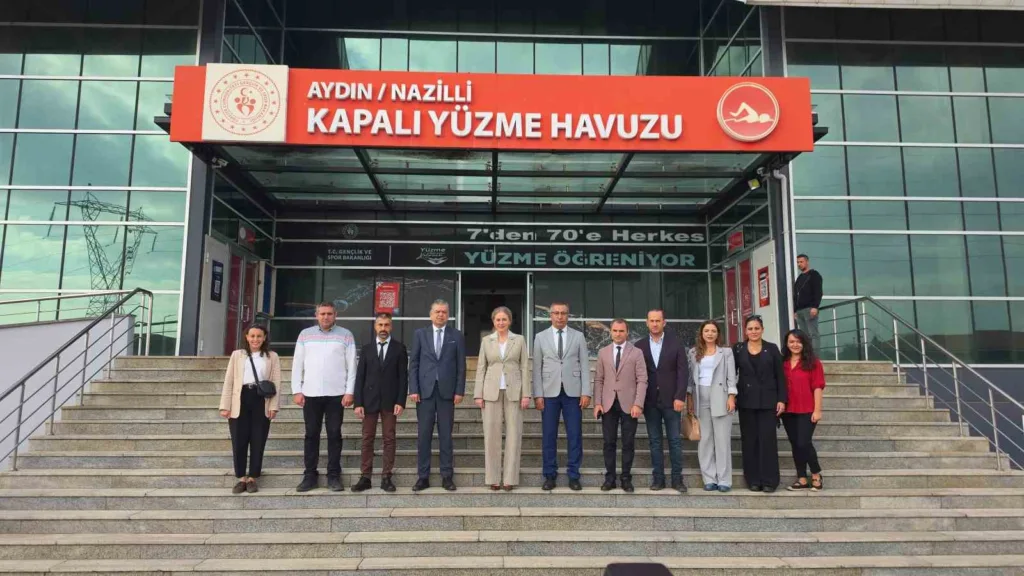 nazillide cocuklar yuzme ogreniyor ea437d9bad61
