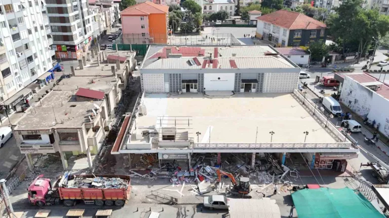 nazillide yikim oncesi pazar ve trafik duzenlemesi 8b4b6a07d0dc