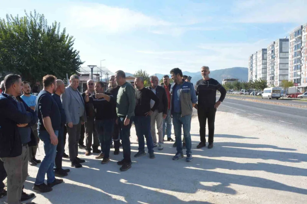 Ortaklar Sanayi esnafı kavşak istiyor 5 ortaklar sanayi esnafi kavsak istiyor 81bfb8a8c070