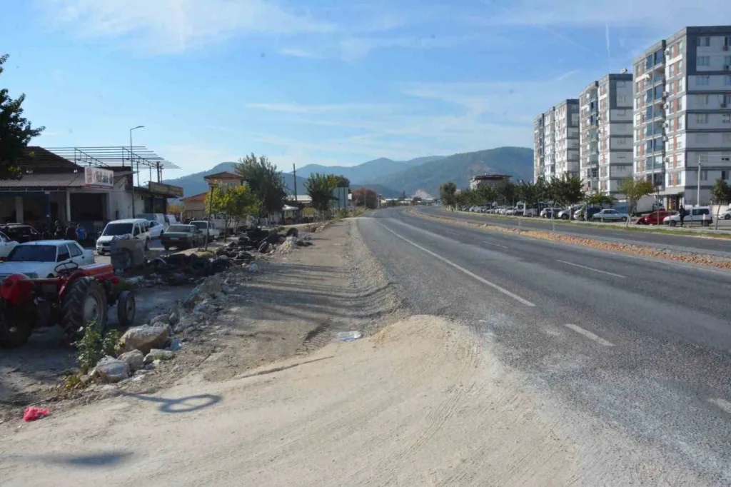 Ortaklar Sanayi esnafı kavşak istiyor 3 ortaklar sanayi esnafi kavsak istiyor ba0af986b532