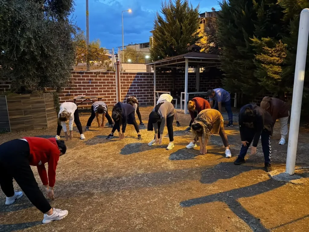 Sağlıklı yaşam için birlikte hareket ettiler 2 saglikli yasam icin birlikte hareket ettiler 659ba934197e