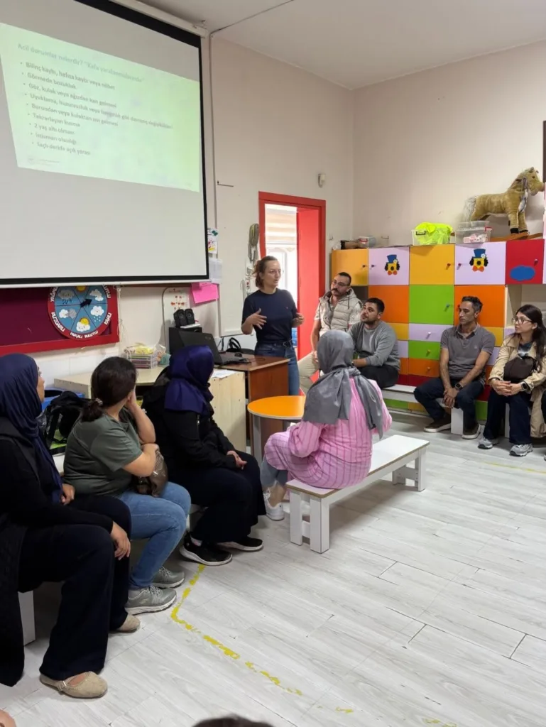 sokede cocuklarin saglikli gelisimi icin egitim verildi 002f52c21c6c
