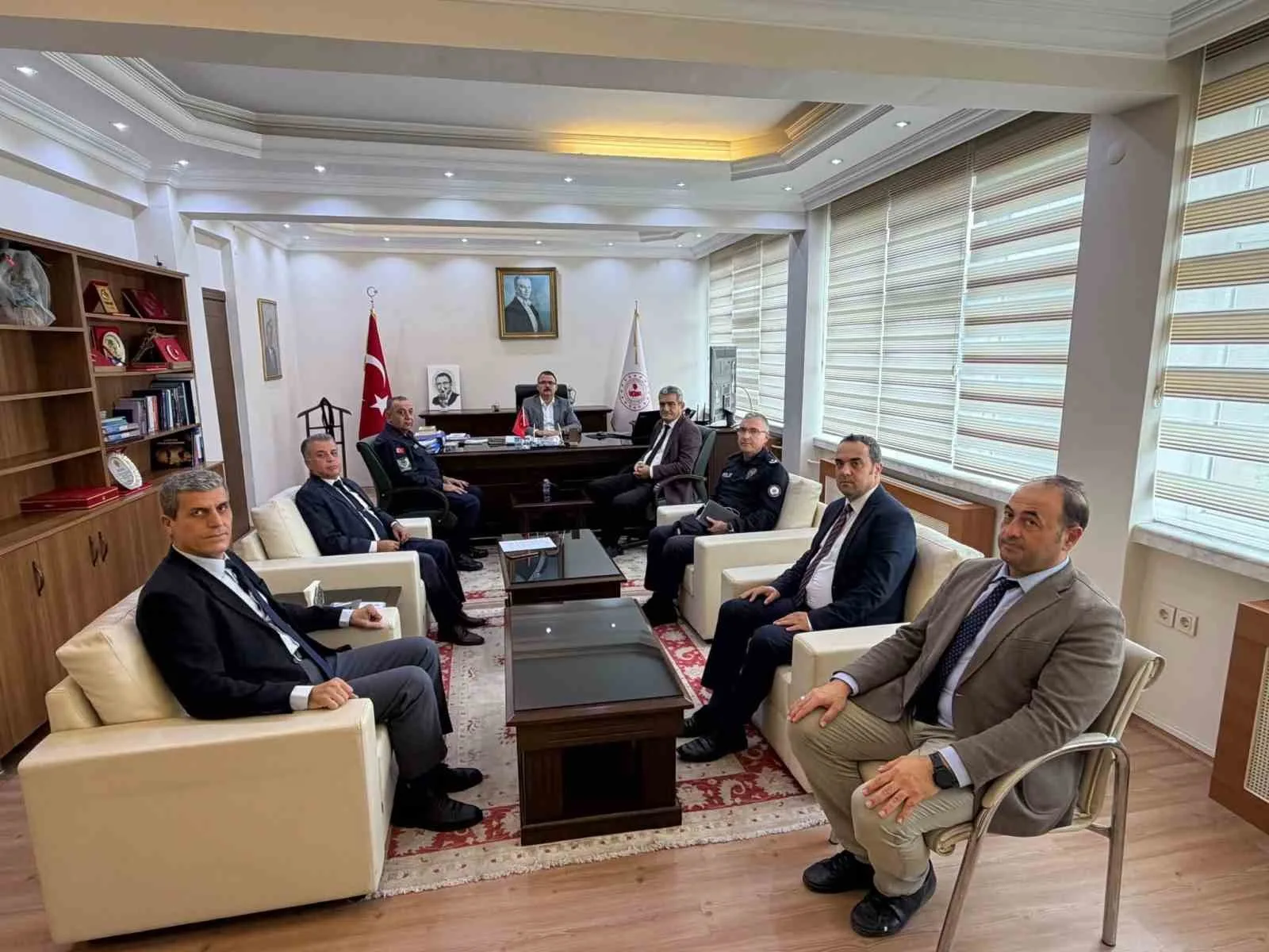 Sultanhisar’da 29 Ekim öncesi kurum amirleri bir araya geldi