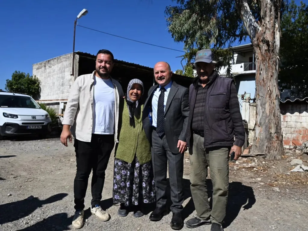 vali varol soke ovasinda pamuk hasadina katildi f5eca3f902fb