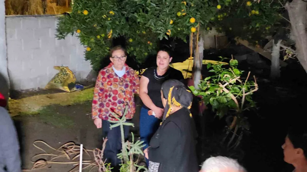 yanginda ev kul oldu 4 kisilik aile zor kurtuldu 38308a6b346e
