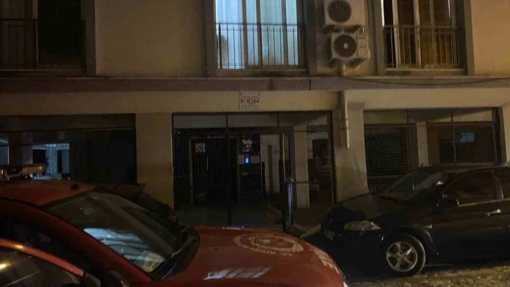 yemek yapilirken cikan yangin korkuttu 813c96307b25